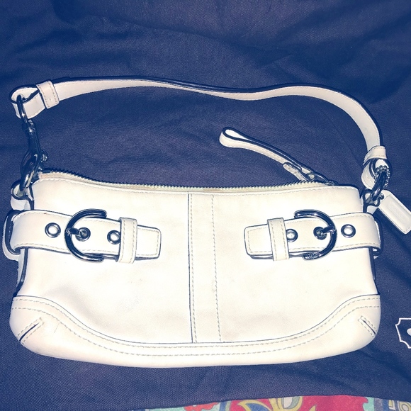 COACH small leather clutch - Picture 1 of 4